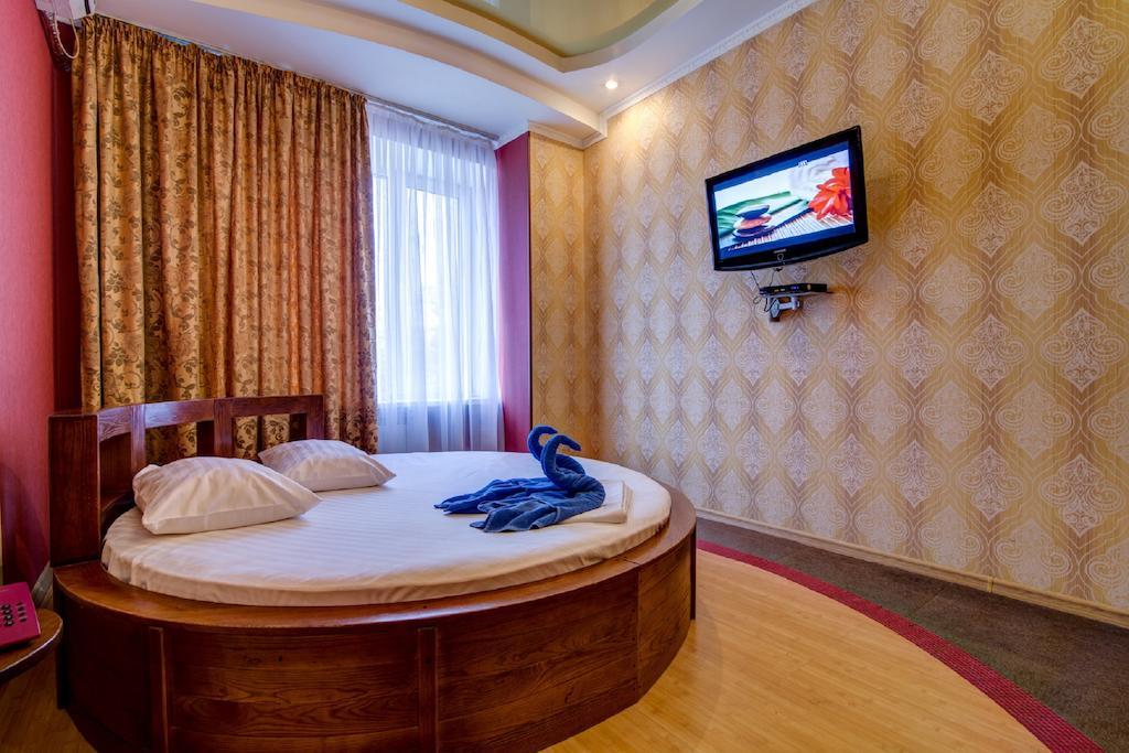 Bansay Hotel Dnepropetrovsk Quarto foto